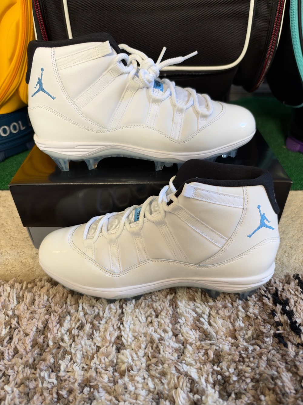 Nike Air Jordan 11 Mid TD Football Cleats Legend Blue Size 10.5 HM7324-104